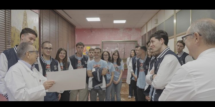 Participantes de Graduate Program en una de las sesiones de la iniciativa con el presidente, Tomás Fuertes. Fuente: El Pozo Alimentación.