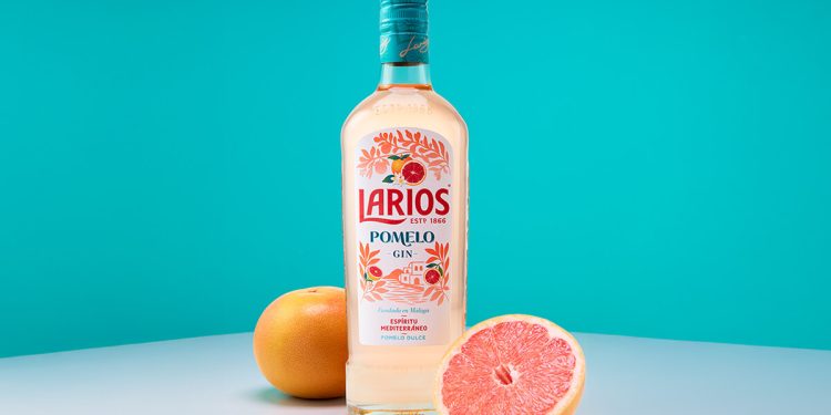 Larios incorpora una nueva referencia elaborada con pomelo. Fuente: Larios.
