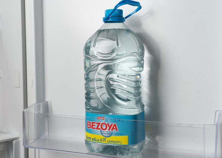 Bezoya sorprende con su nueva botella de 3,4 litros. Fuente: Pascual.