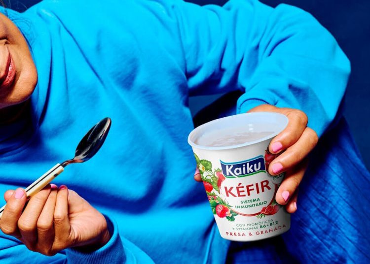 Kaiku amplia su gama Kéfir PLUS con nuevos sabores y formatos. Fuente: Kaiku.