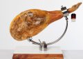 Las exportaciones de jamón curado caen un 3,5% en volumen y un 6,1% en valor en el primer trimestre. Fuente: Consorcio del Jamón Serrano Español.