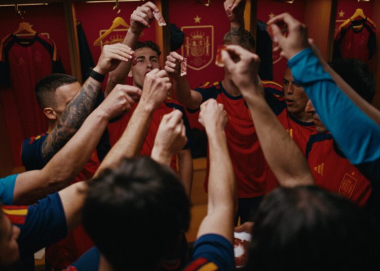Fotograma del nuevo spot de El Pozo Alimentación con la Selección Española. Fuente: El Pozo Alimentación.