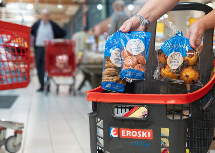 Eroski pondrá a la venta productos Gureak Labea elaborados por personas con diversidad funcional. Fuente: Eroski.