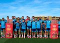 La Selección Española posa con las tabletas La Roja de Nestlé Extrafino. Fuente: Nestlé.