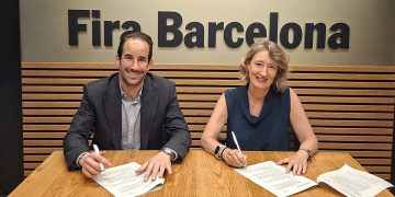Ricardo Márquez, director de Alimentaria FoodTech, y Natalia Berenguer, embajadora de Vegeta/es. Fuente: Vegeta/es.