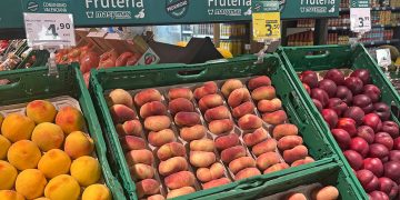 Masymas Supermercados (Juan Fornés Fornés) aumenta un 12% la compra de fruta de verano a productores valencianos. Fuente: masymas supermercados.