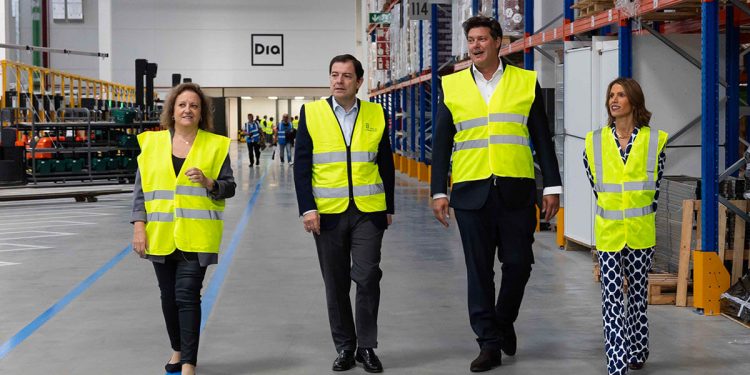 Dia inaugura un nuevo centro logístico en León. Fuente: Dia.