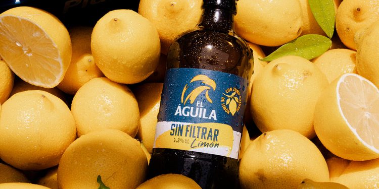 Cerveza El Águila amplía su familia con la nueva Sin Filtrar Limón. Fuente: Cerveza El Águila.