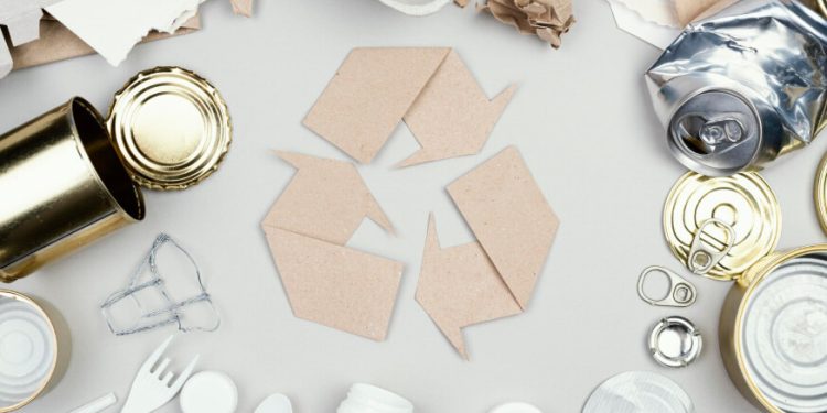 El consumidor demanda envases que protejan mejor los alimentos y faciliten el reciclaje. Fuente: AINIA.