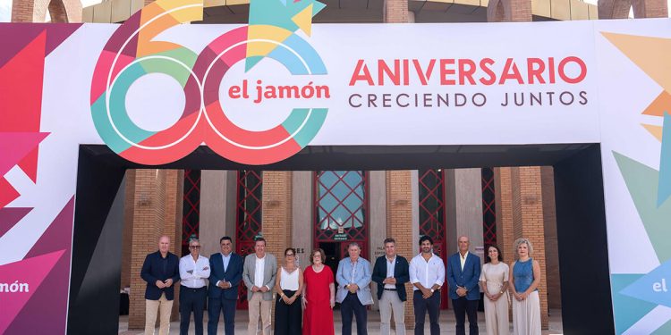 Grupo Empresarial El Jamón reúne a más de 4.000 empleados para celebrar su 60 aniversario. Fuente: Grupo Empresarial El Jamón.