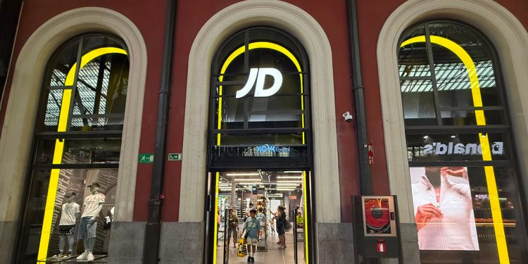 El centro comercial Príncipe Pío avanza en su renovación con la ampliación y mejora de sus ofertas comerciales. Fuente: Klépierre.