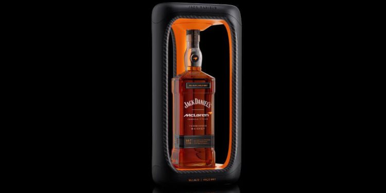 Jack Daniel's presenta su exclusiva edición Halo MK1 Tennessee Whiskey. Fuente: Jack Daniel's.