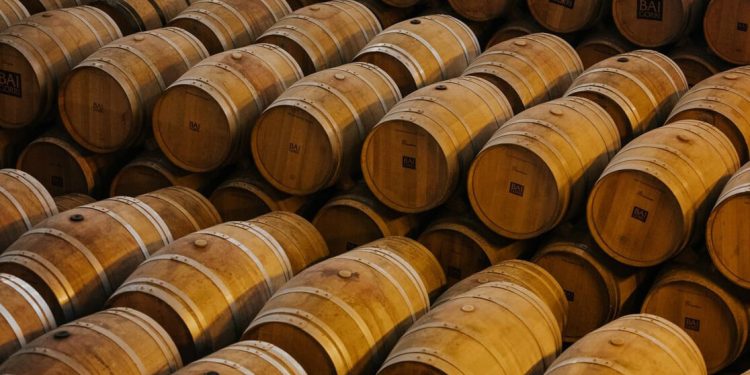 Entra en vigor el marco normativo que flexibiliza los requisitos para las bodegas criadoras de Rioja. Fuente: DOCa Rioja.