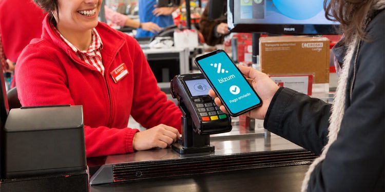 Grupo Eroski amplía las opciones de pago de sus clientes con la incorporación de Bizum presencial. Fuente: Grupo Eroski.