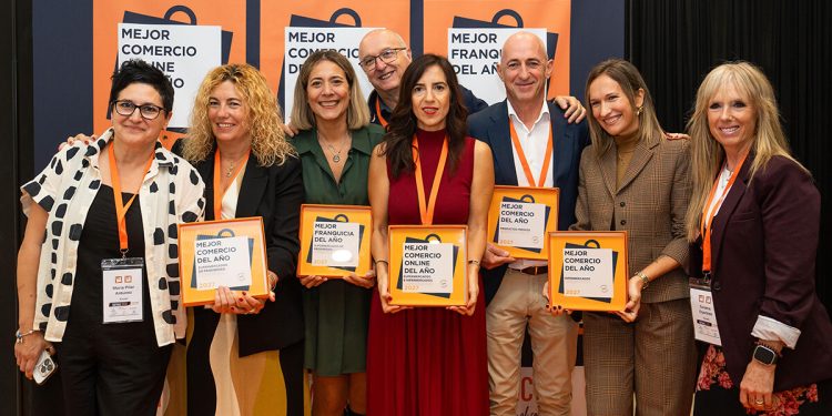 Eroski obtiene cinco galardones en los Premios Comercio del Año 2027. Fuente: Eroski.