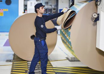 Tetra Pak sigue reforzando la sostenibilidad en sus operaciones y a lo largo de su cadena de valor. Fuente: Tetra Pak.